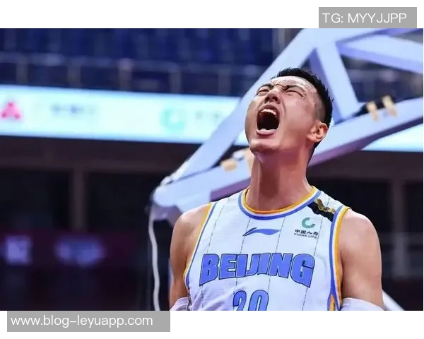 翟晓川小腿肌肉拉伤北京队紧急召回发展联盟球员范依铭补充阵容